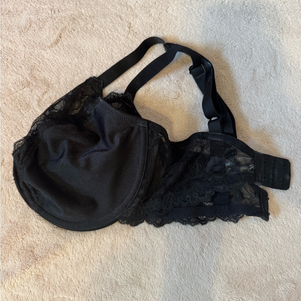 Wacoal Black Lace Full-Coverage Bra